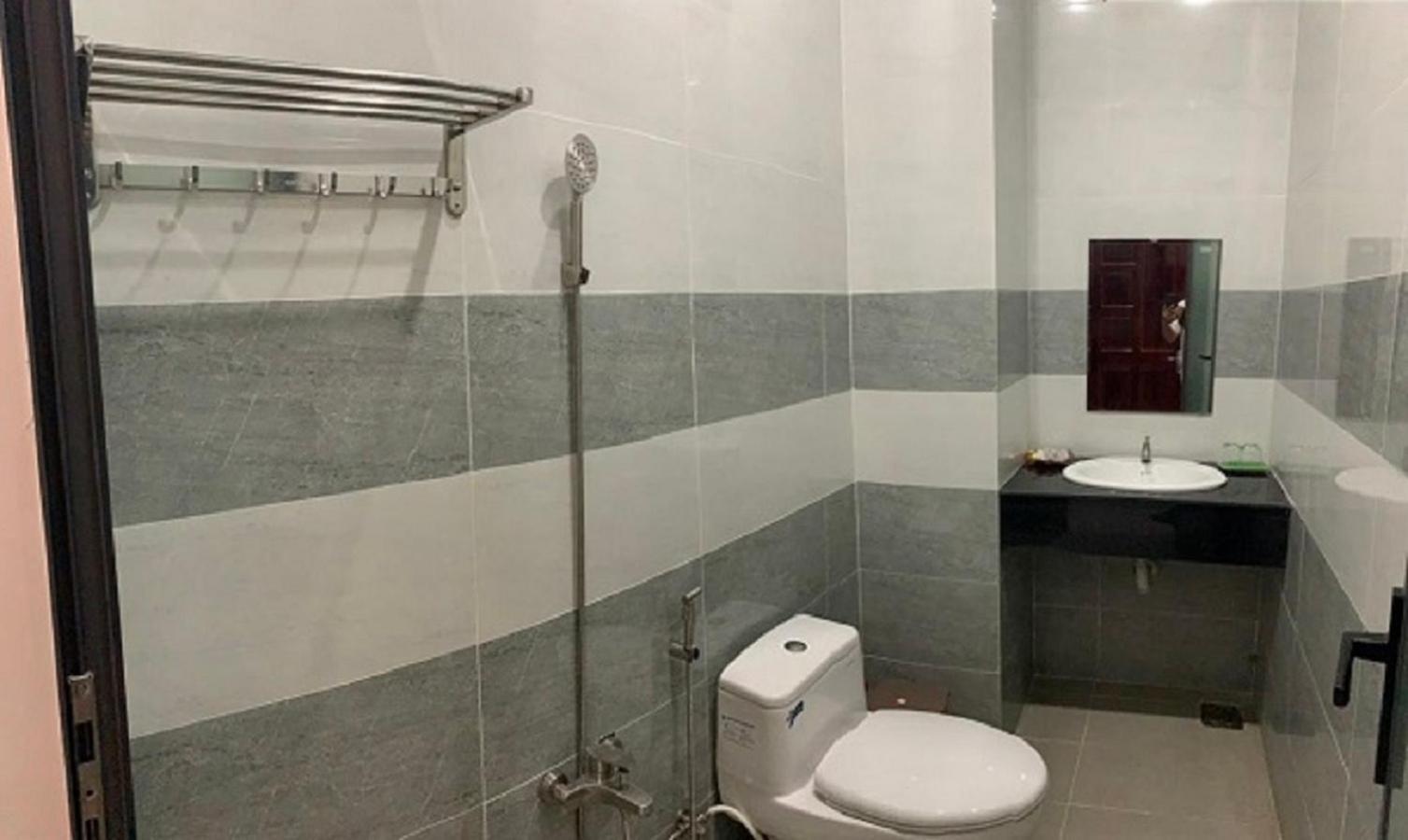Khach San Hoang Kim Hotel Bac Lieu Kültér fotó